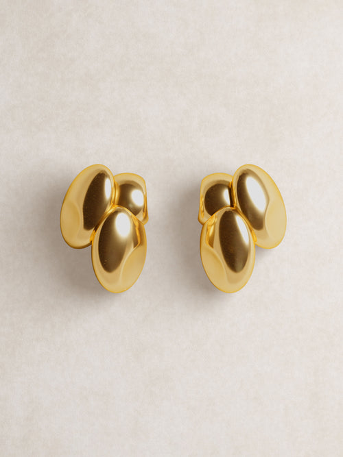 DOE Barcelona Studs