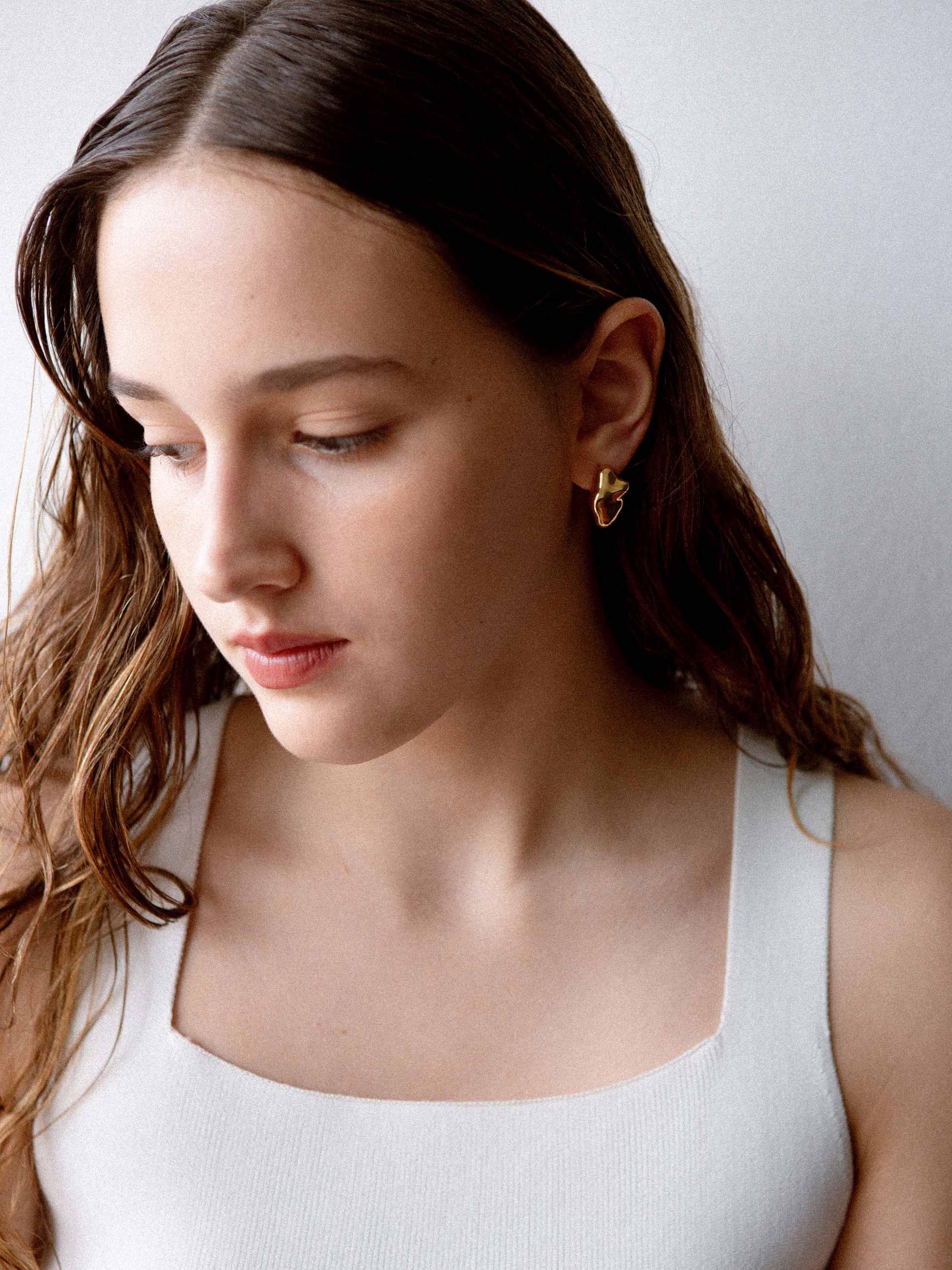 DOE Ghost Studs