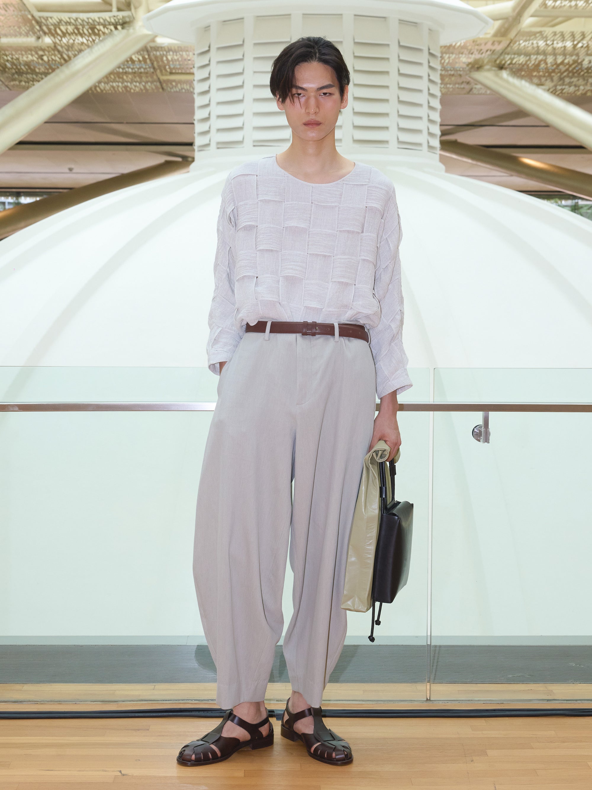 09-BTS-Sep22-Runway