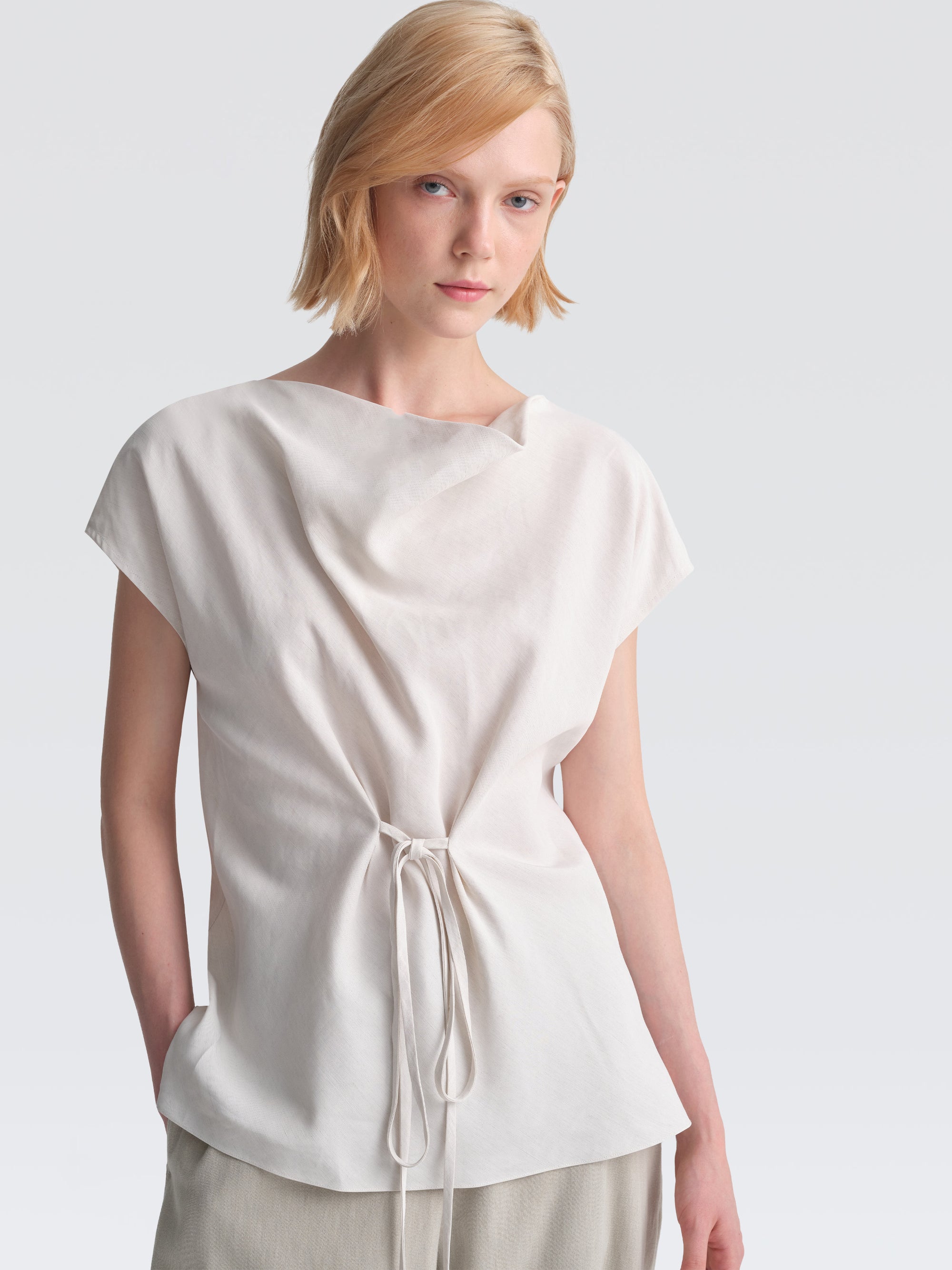 Linen Rayon Dahlia Top