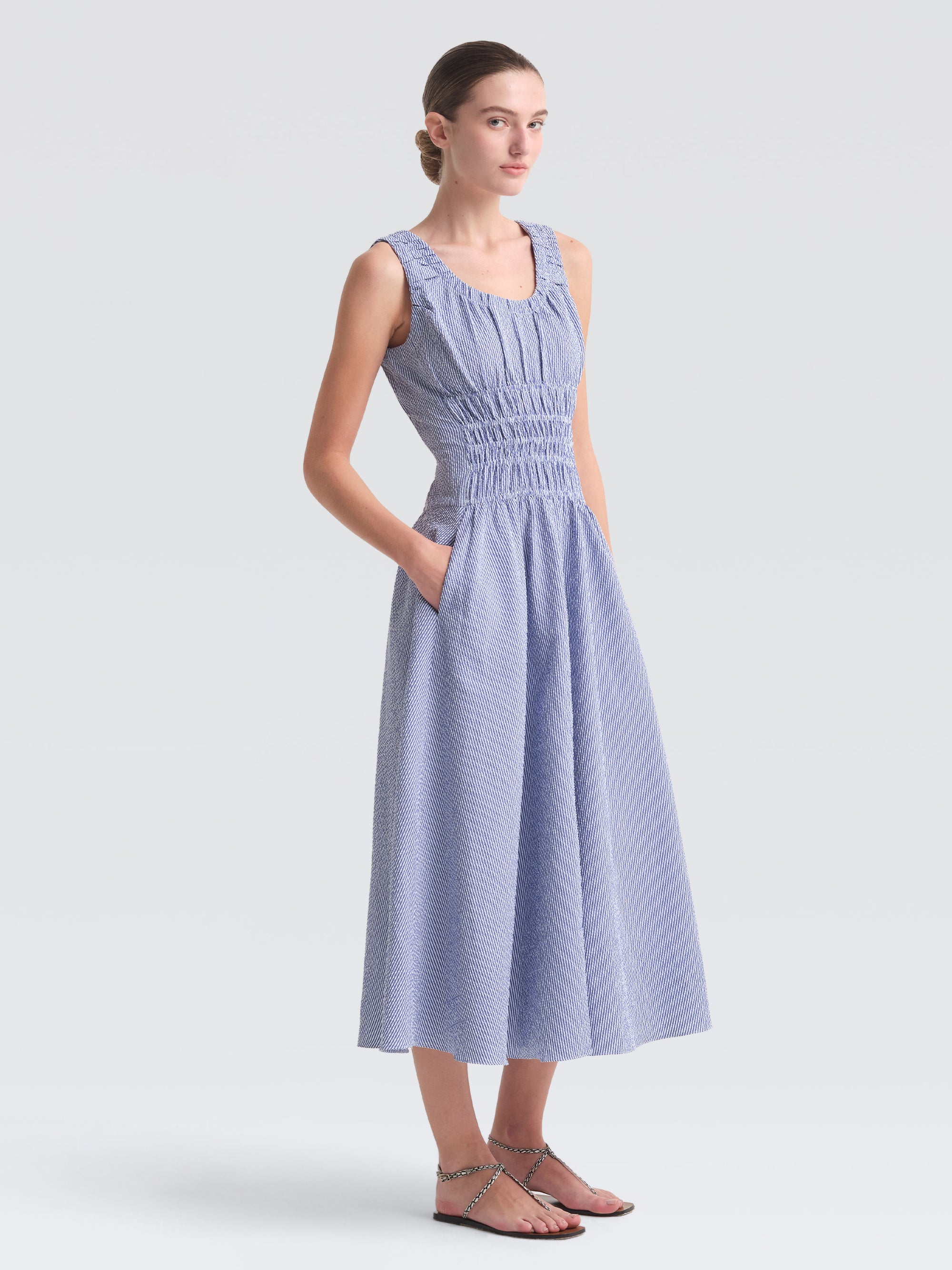 2288-Women-Dress-Annabelle-Seersucker-Greystripe-2_4a54ed06-d653-46f9-8cdf-cadd717dce27