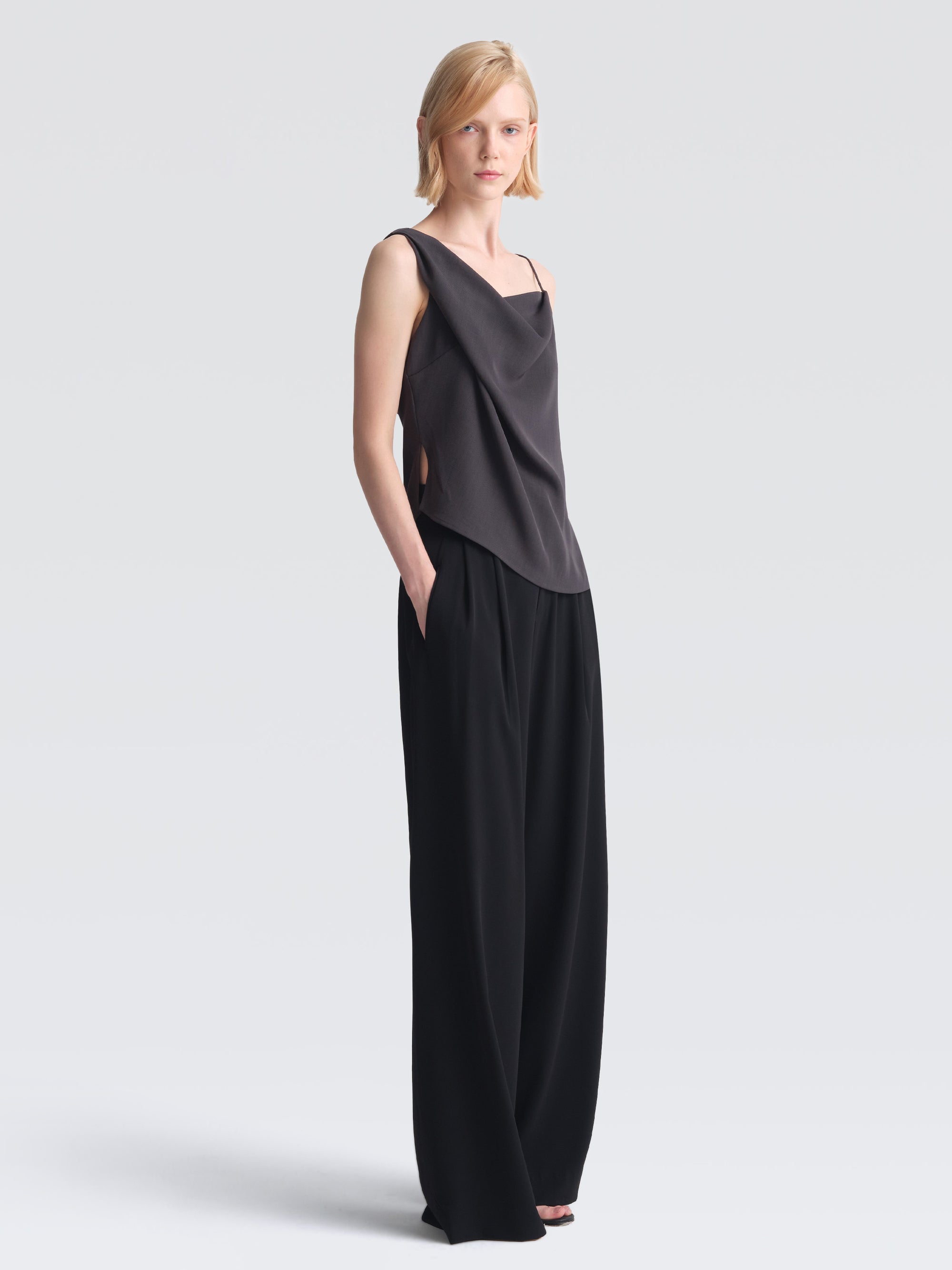 2619-Women-Top-Iris-Summer-Suiting-Charcoal-2_1_db5be9d5-8c0f-4d1e-a9eb-ef0bad2bb145