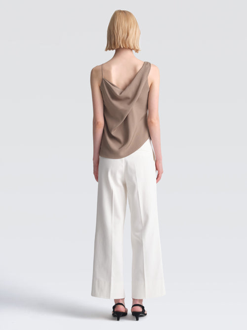 Summer Suiting Iris Top