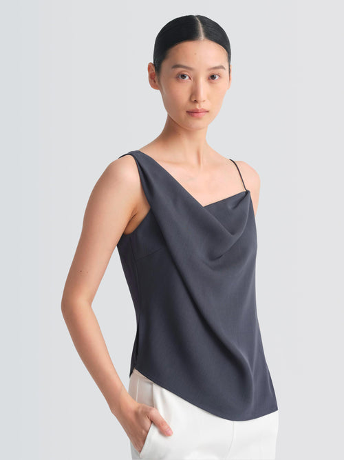 Summer Suiting Iris Top