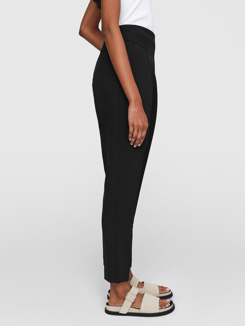 Stretch Suiting Cora Crop Pants