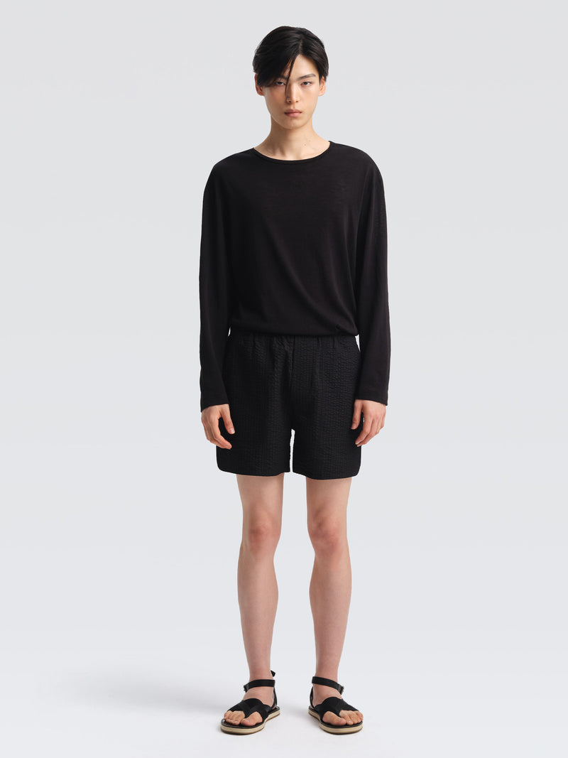 439-Men-Shorts-Bower-Seersucker-Black-1_c2dbbfce-a1e4-4353-9435-f667fa899bd0