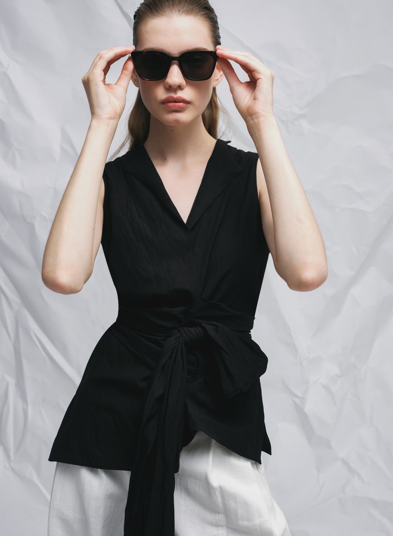 Cap29-DecD2-Product-Feature-Tops