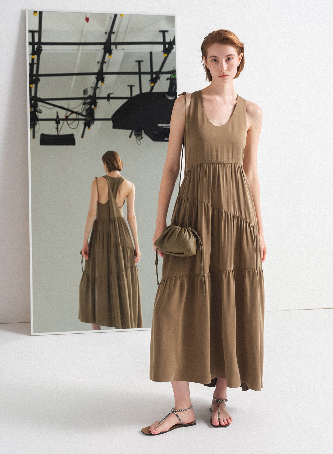 Cap29-FebD1-Collection-Feature-Dresses