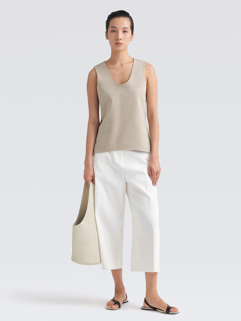 Cap29-JanD2-Colleciton-Preview-Looks-16