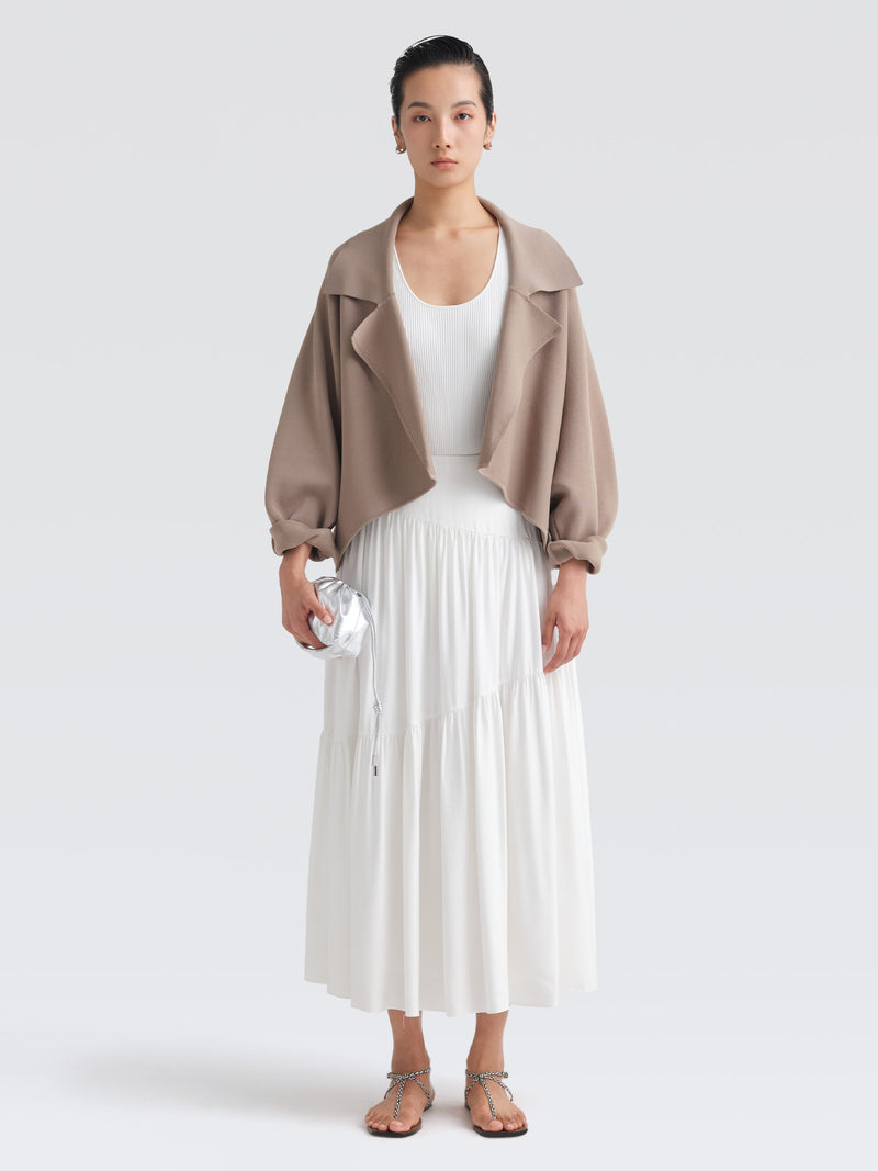 Cap29-JanD2-Colleciton-Preview-Looks-23