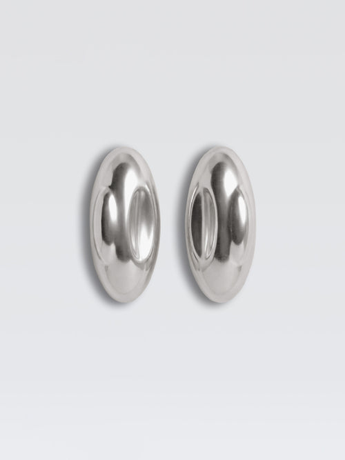DOE Almond Studs