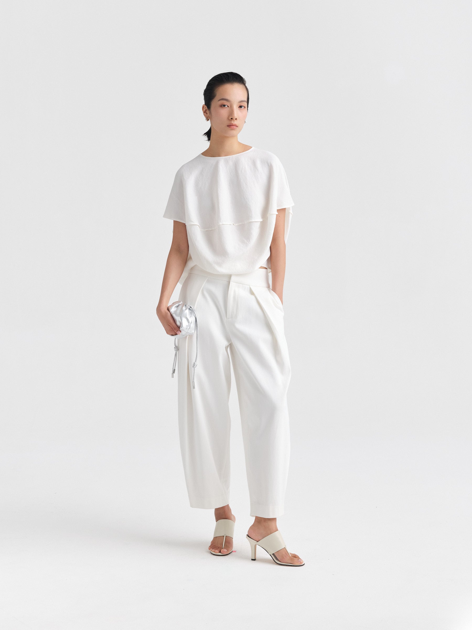 IGC_CAP_30_029-2805_Oasis_Top_White_1981