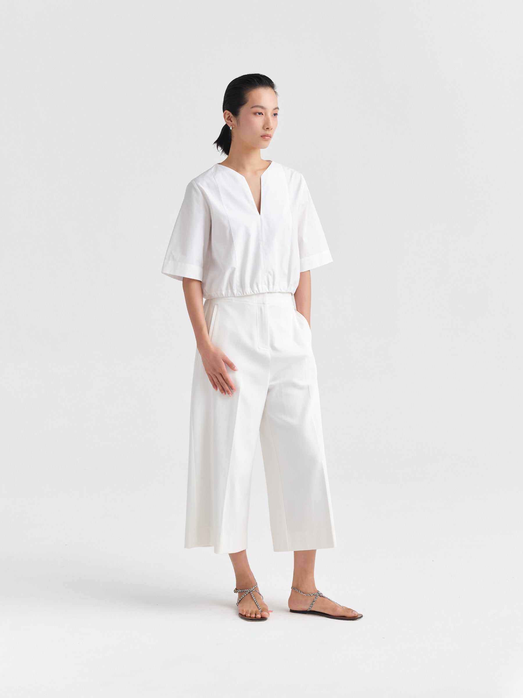 IGC_CAP_30_033-2700_Maisie_Top_White_2188