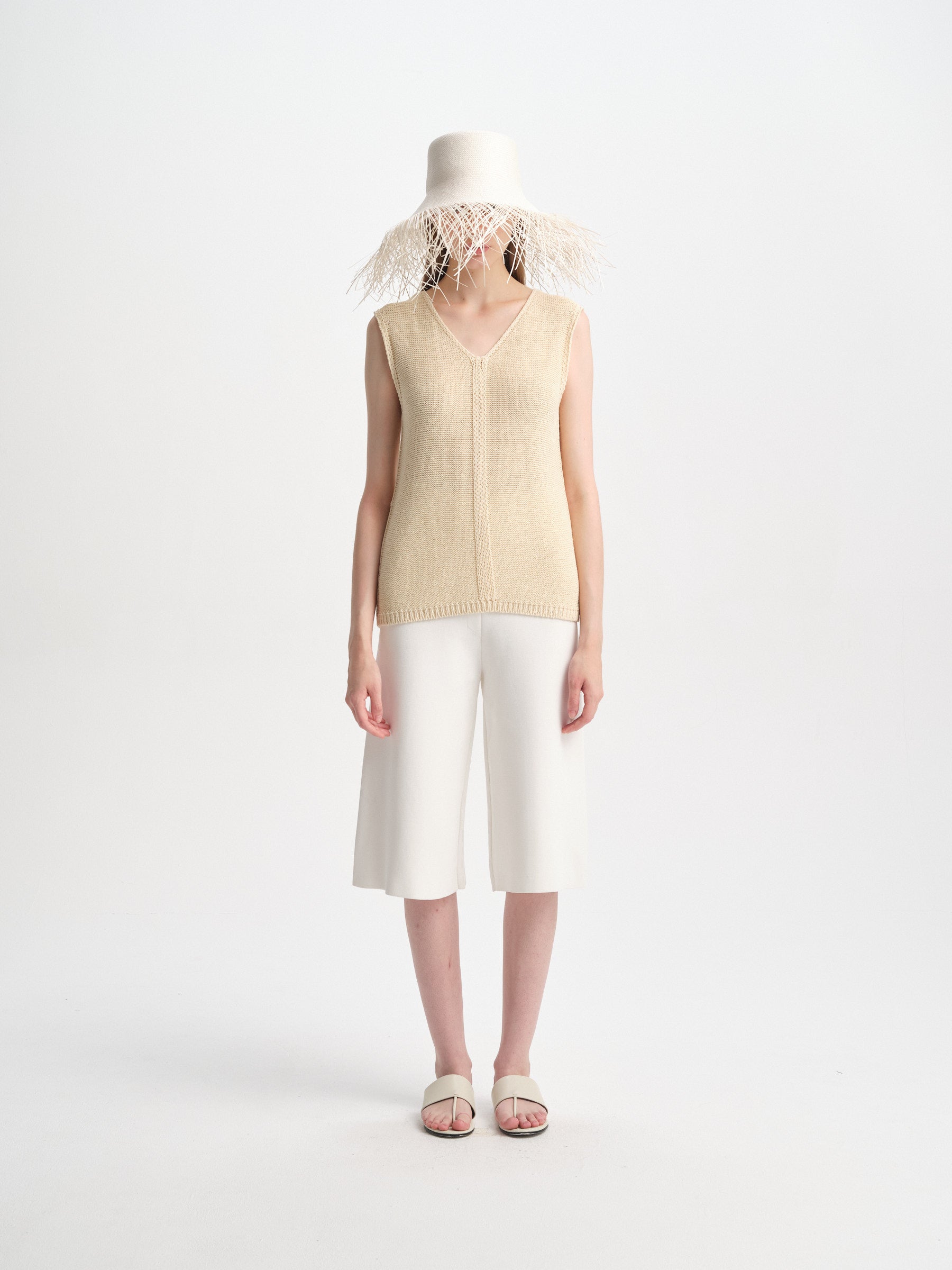 IGC_CAP_30_038-2534_NIVOLA_TOP_CREAM_2541