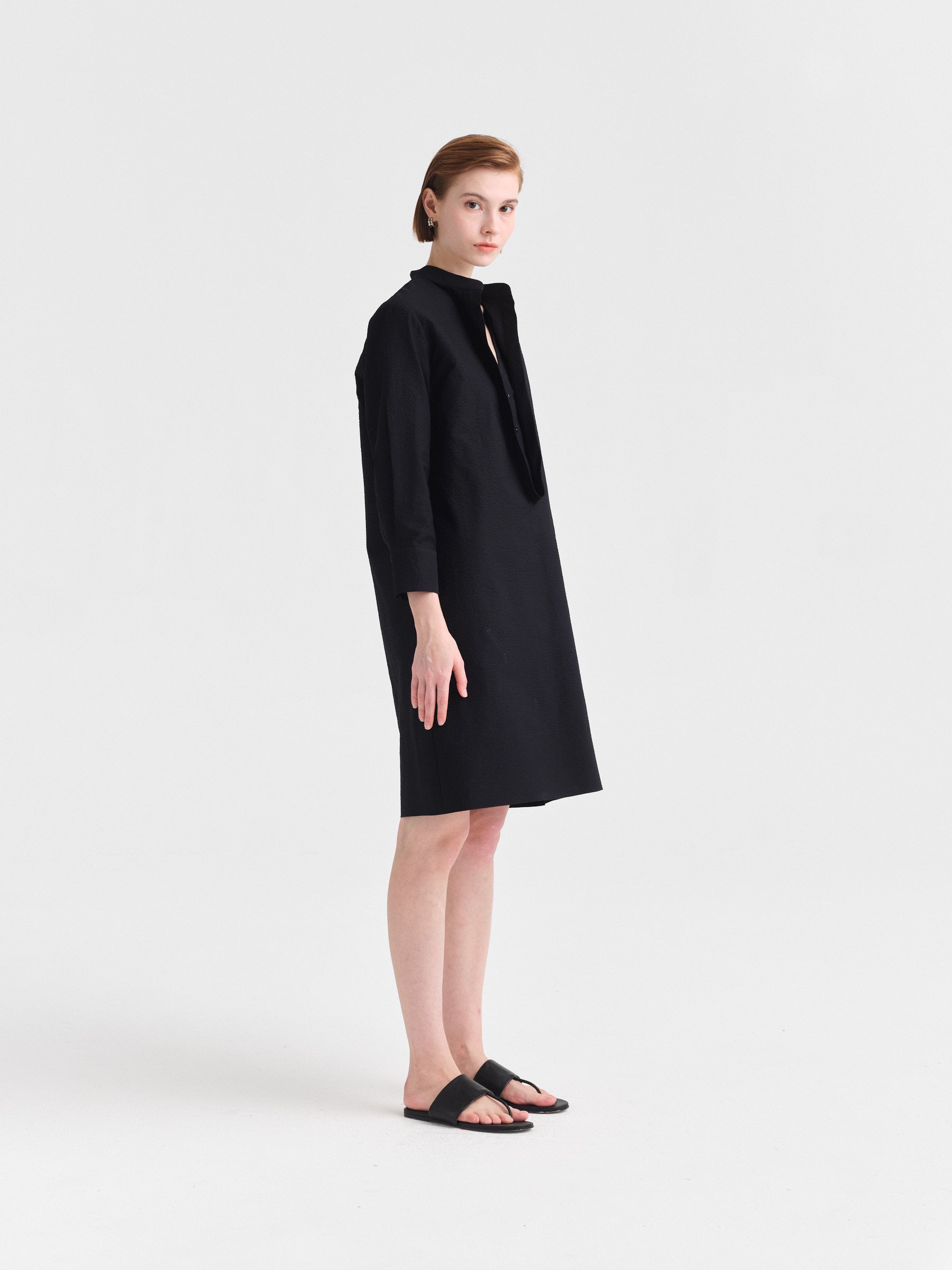 IGC_CAP_30_052-201_Leona_Dress_Black_3462