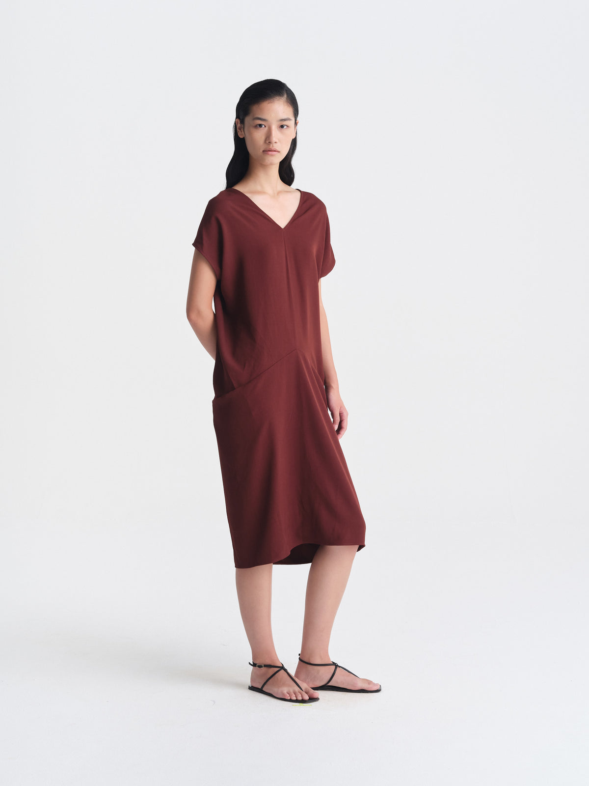 IGC_CAP_30_LB_14Sept26_014-1197_Hepworth_Dress_Burgundy_0938