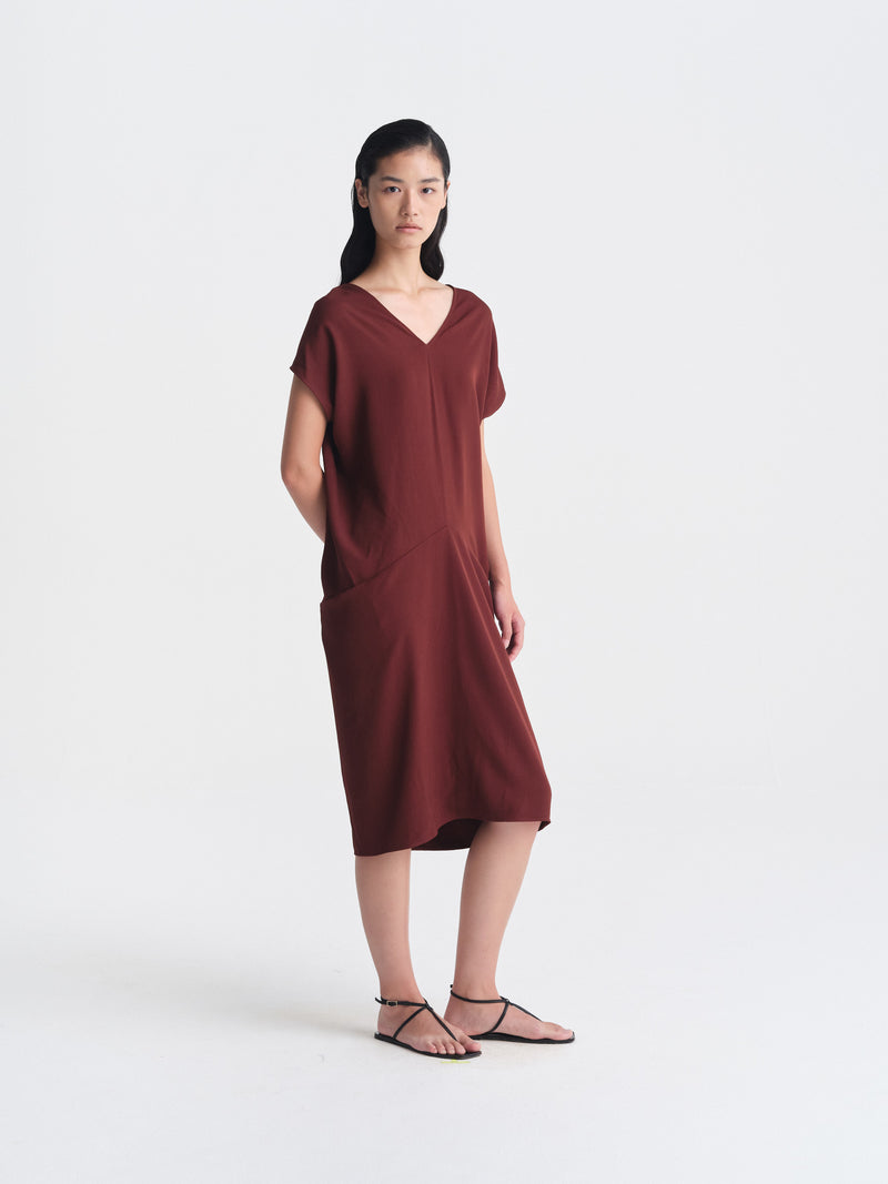 IGC_CAP_30_LB_14Sept26_014-1197_Hepworth_Dress_Burgundy_0938