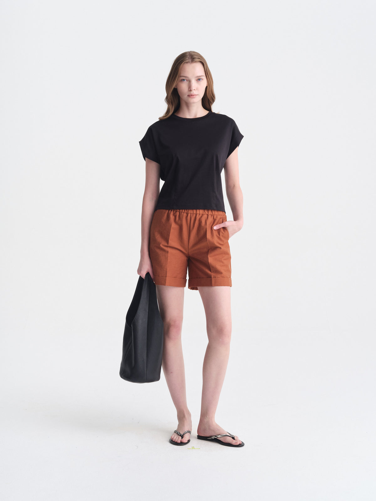 IGC_CAP_30_LB_14Sept26_021-1403_Chuck_Shorts_Charcoal_1424