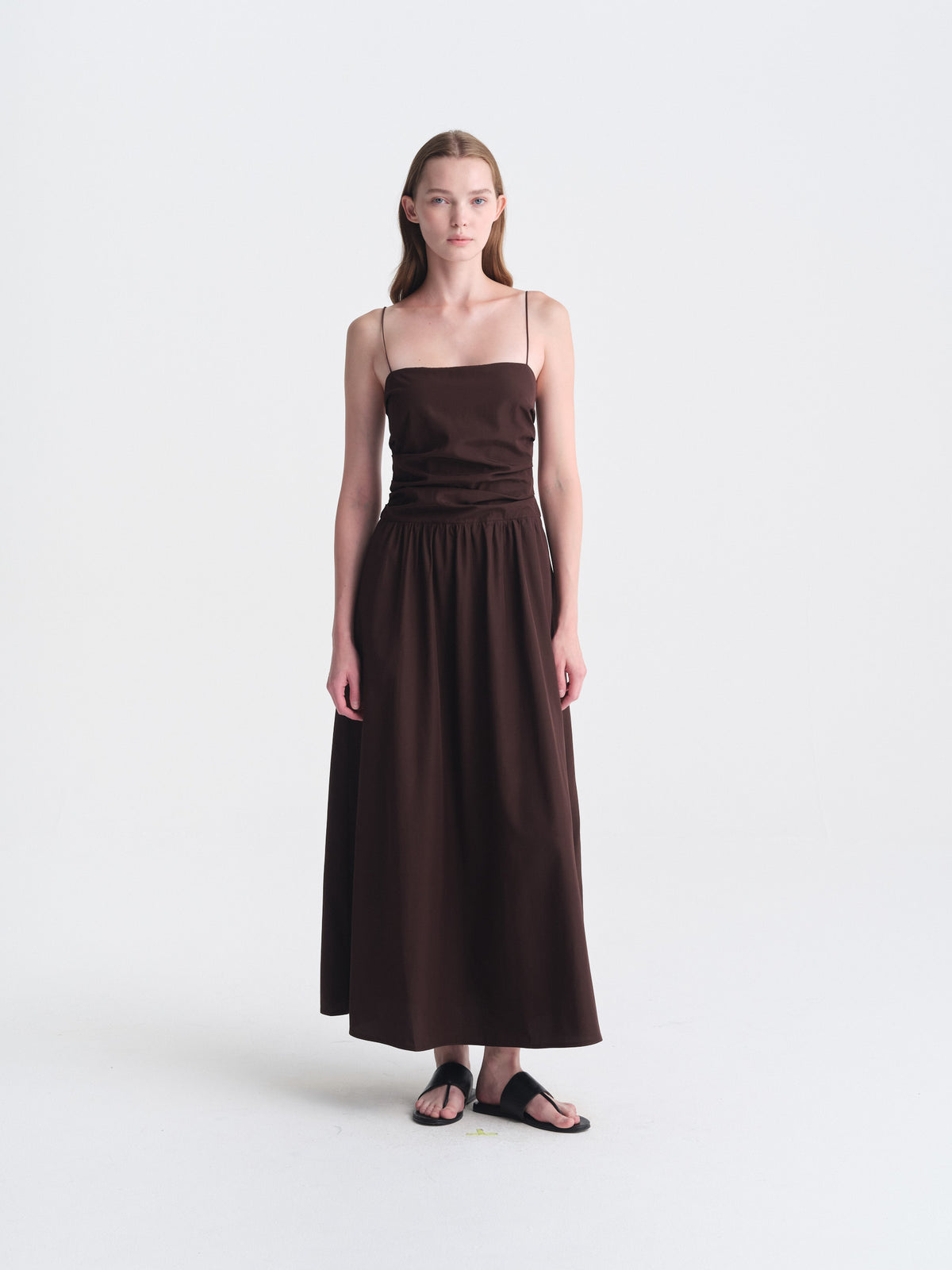 IGC_CAP_30_LB_14Sept26_025-2806_Sumie_Dress_Walnut_1650