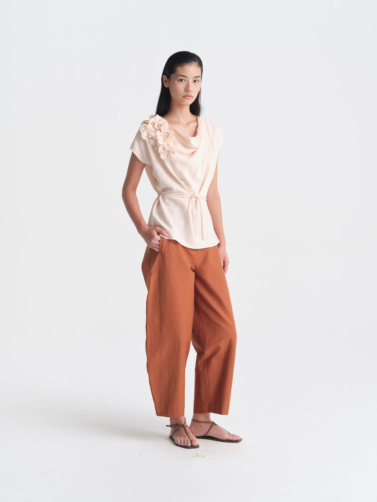 IGC_CAP_30_LB_14Sept26_038-2951_Dahlia_Top_Peach_2517