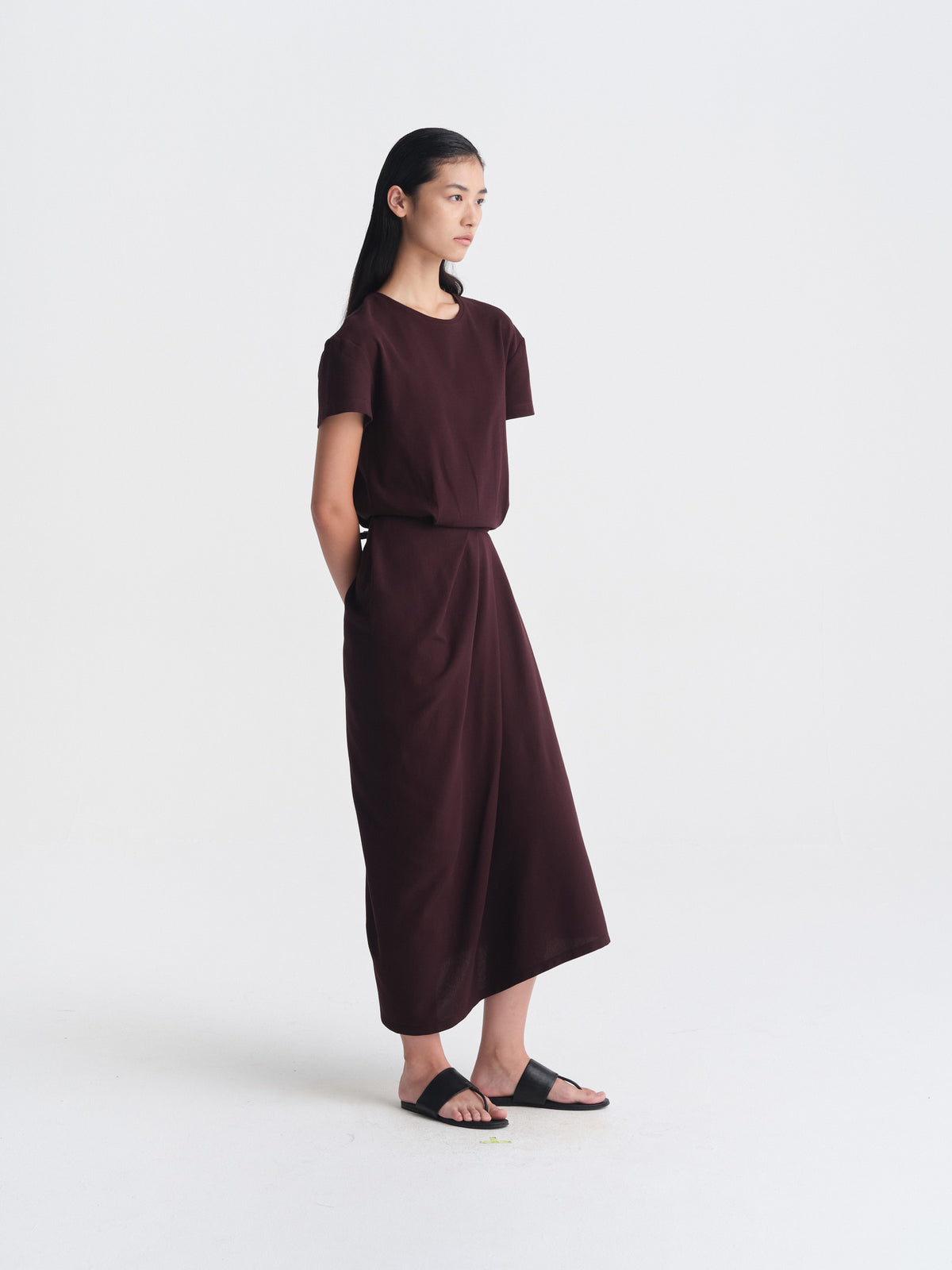 IGC_CAP_30_LB_14Sept26_042-2949_Thea_Dress_Burgundy_2169