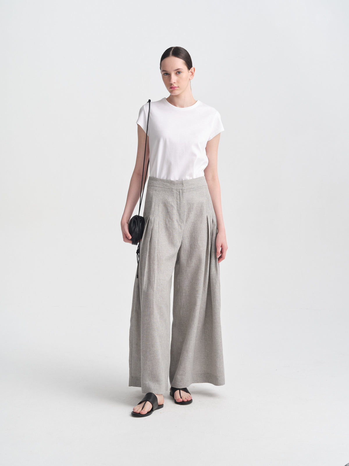 IGC_CAP_30_LB_17JUN2026_046-2905_Alexie_Pants_Grey_3302
