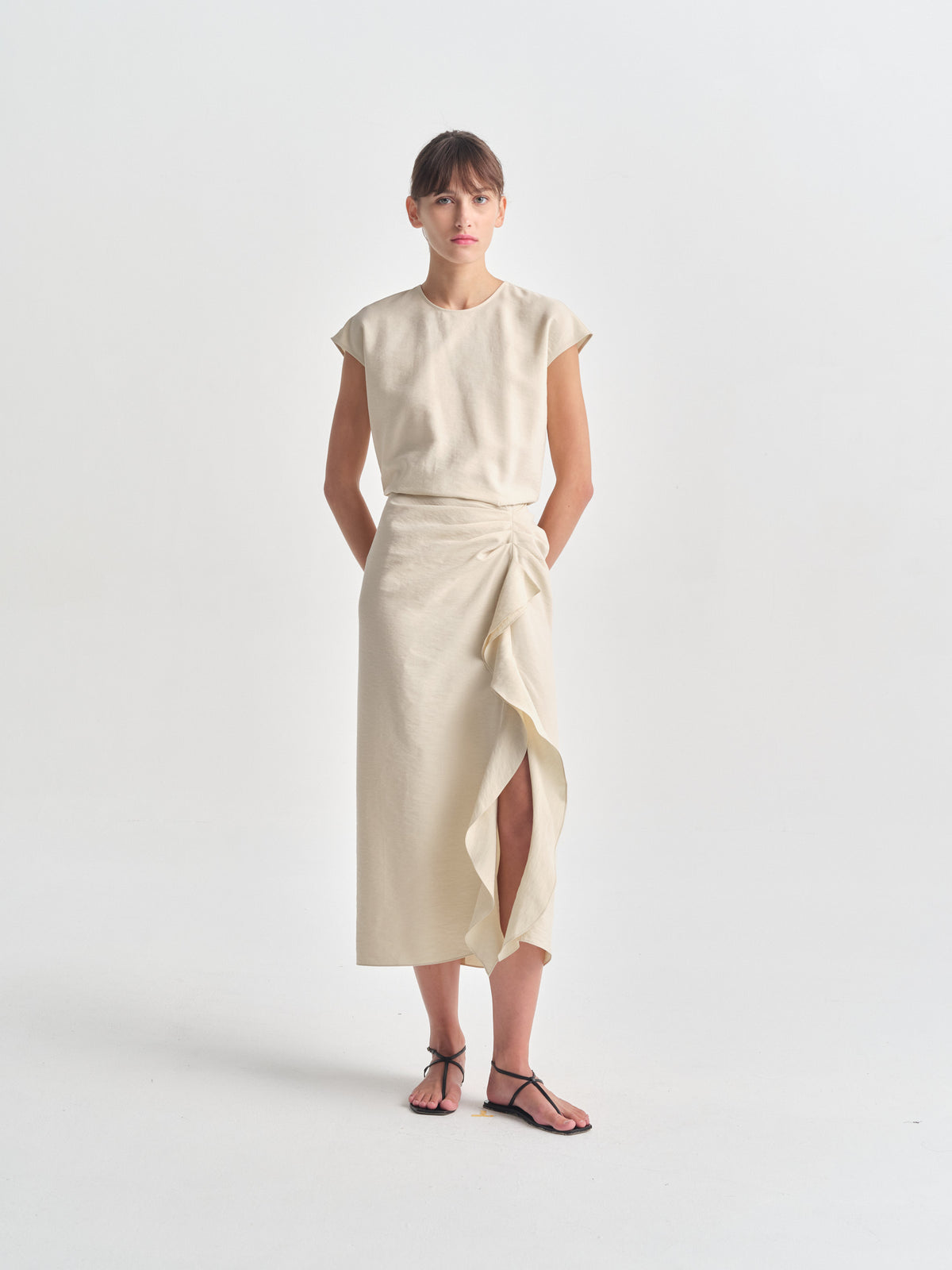 IGC_CAP_30_LB_28_Jun_2026_067-2926_Clarron_Dress_Parchment_3428
