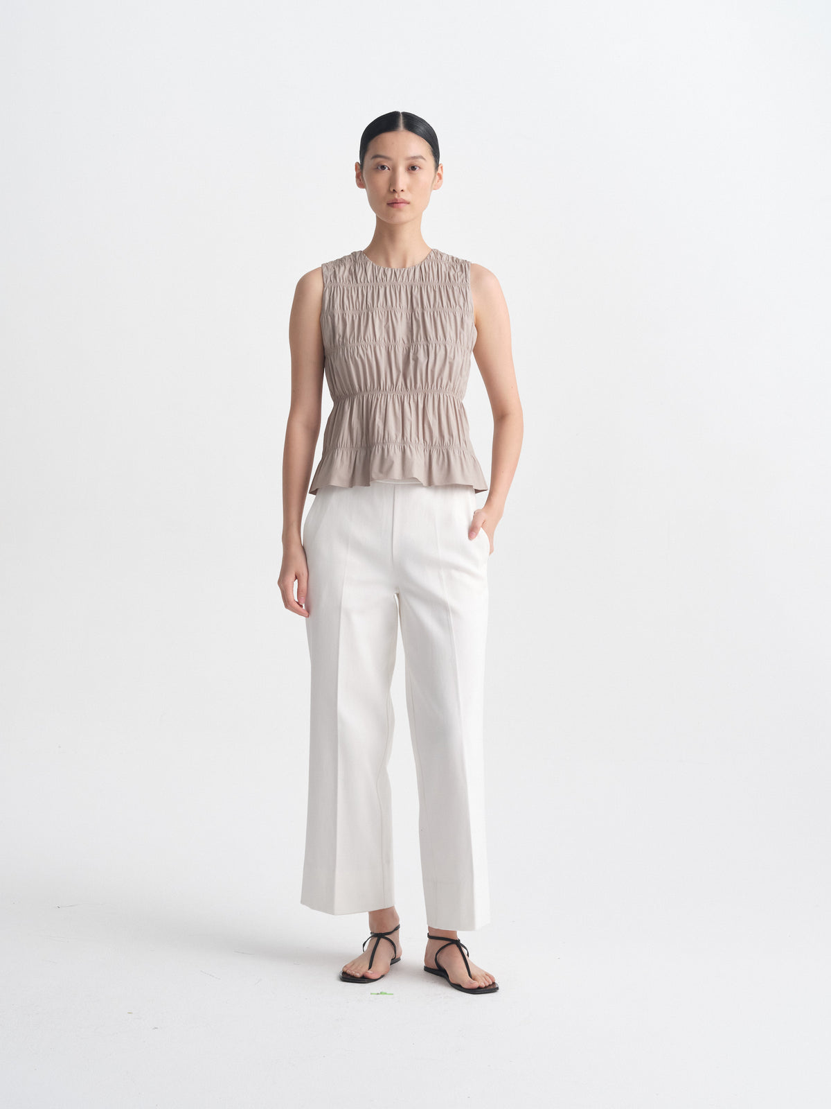 IGC_CAP_30_Lookbook_19AUG26_016-1701_Hanneke_Top_Sand_1312