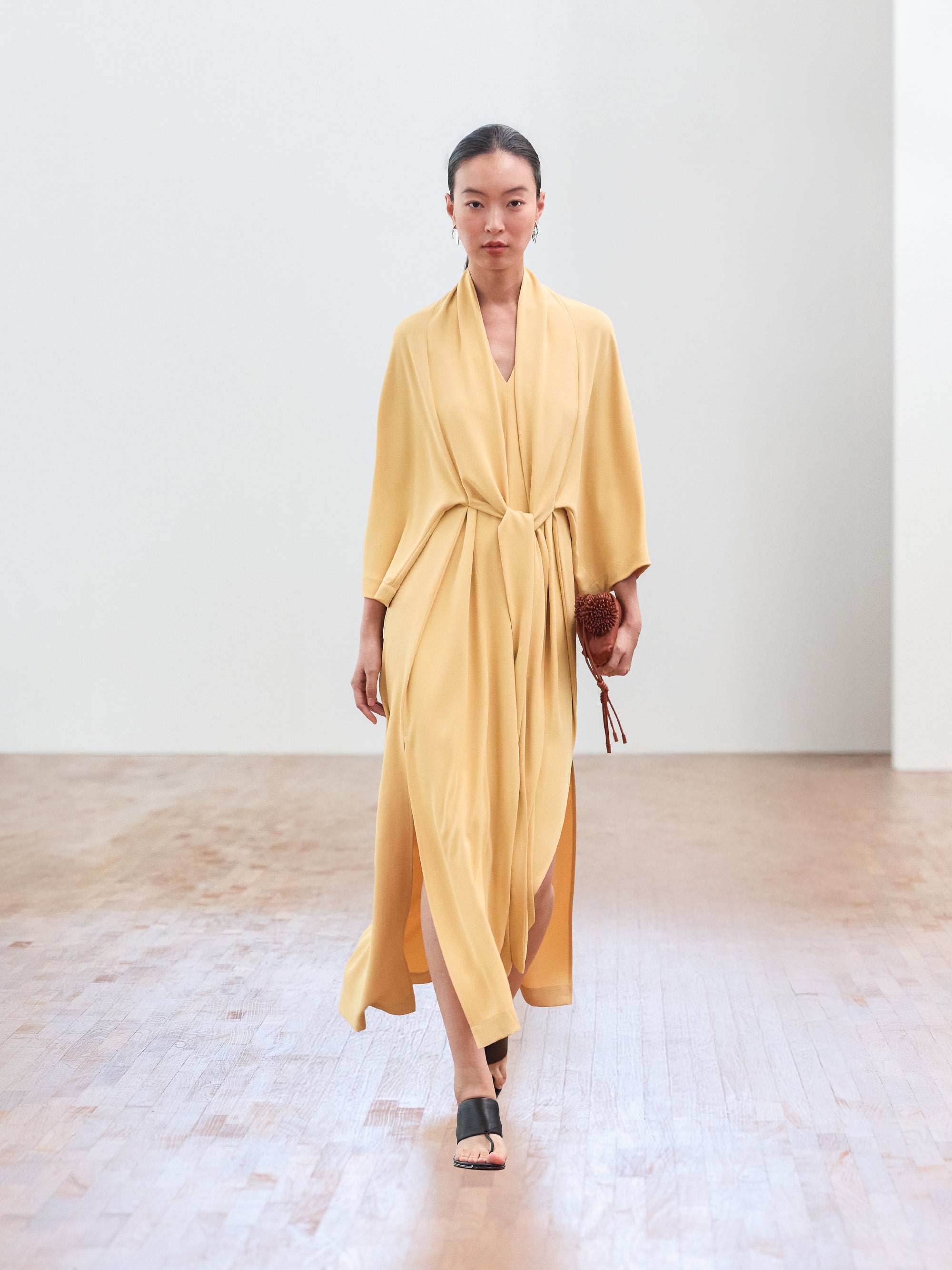 IGC_Runway_Look-3