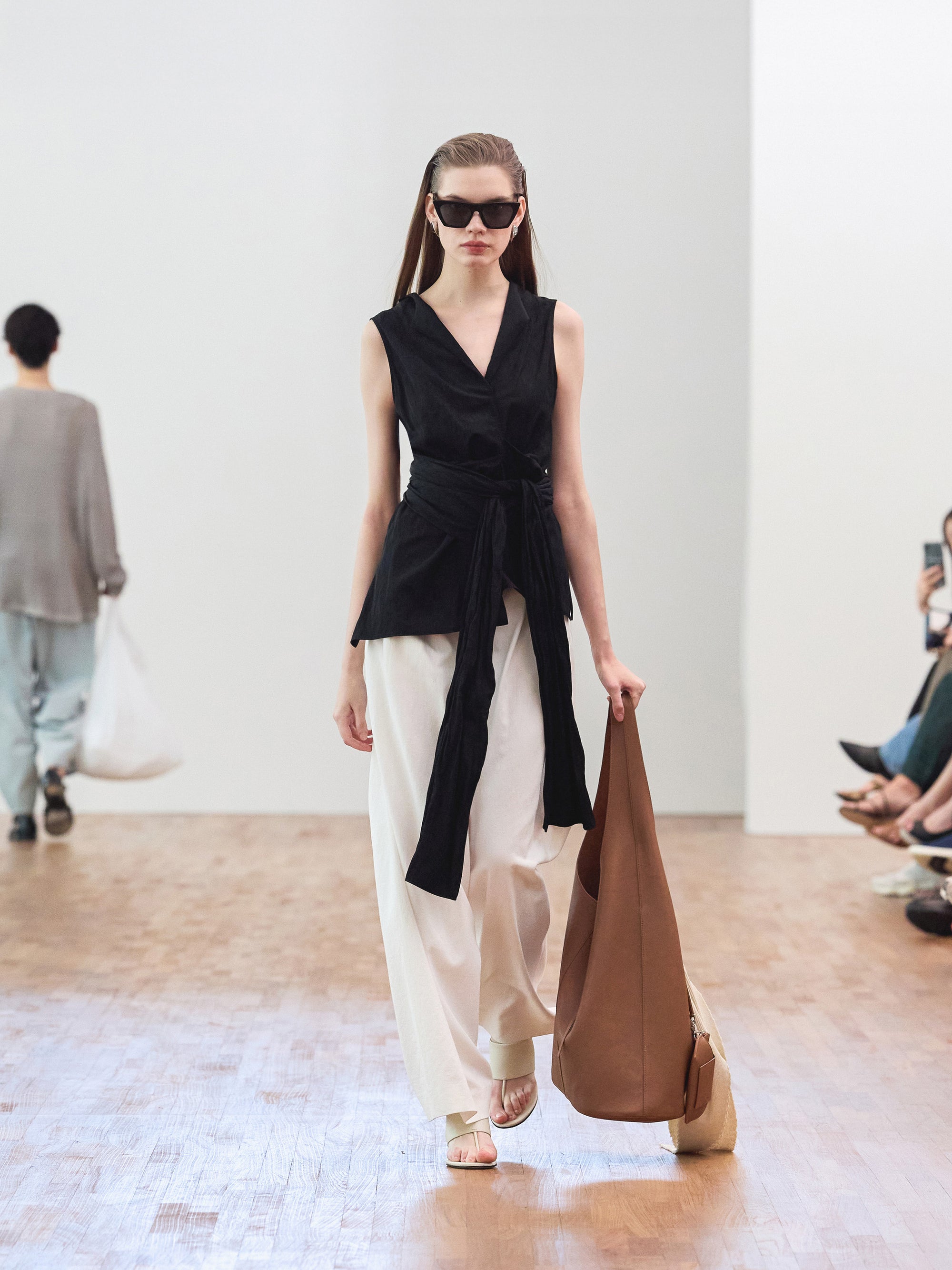 IGC_Runway_Look-36