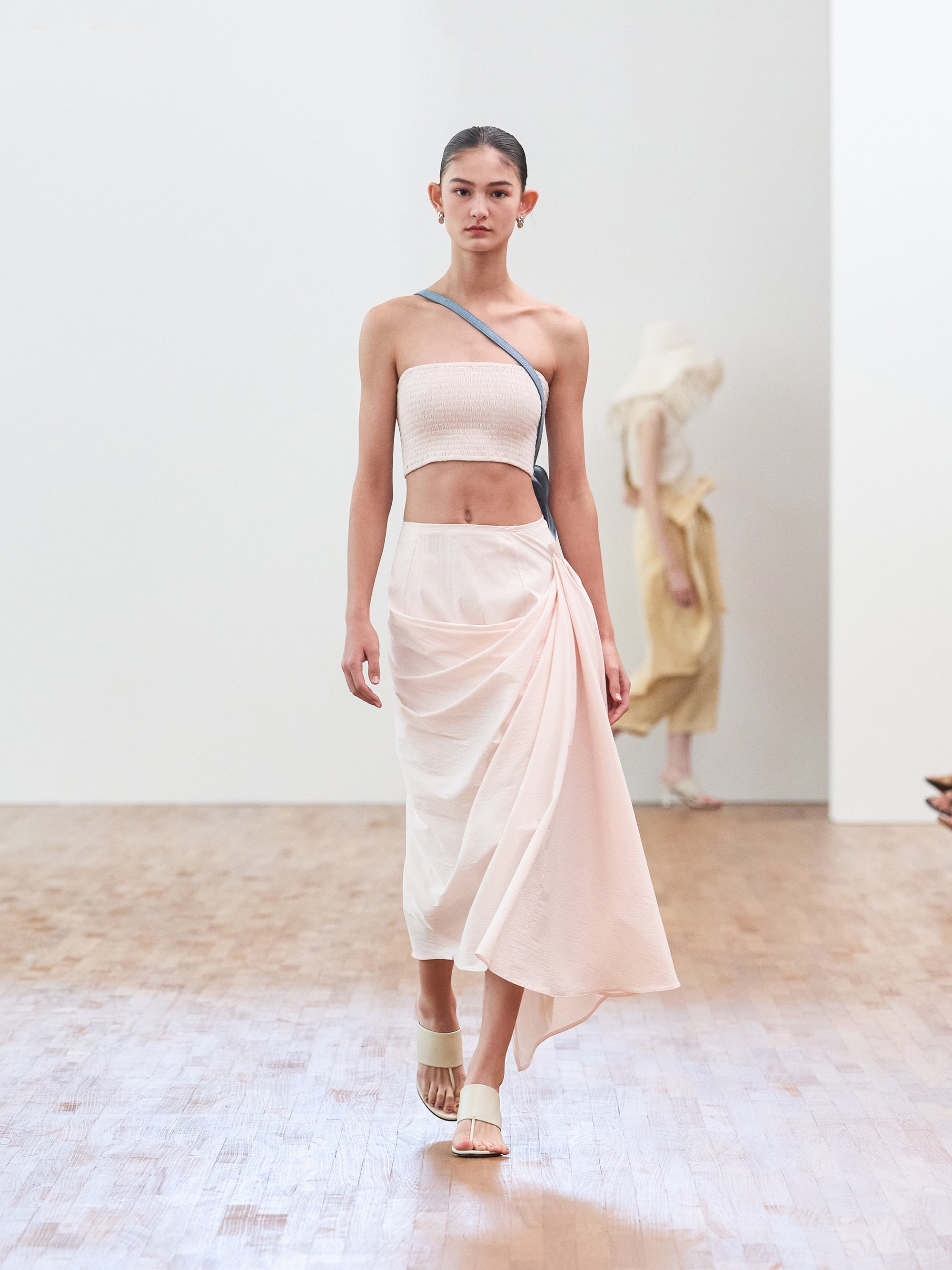 IGC_Runway_Look-4