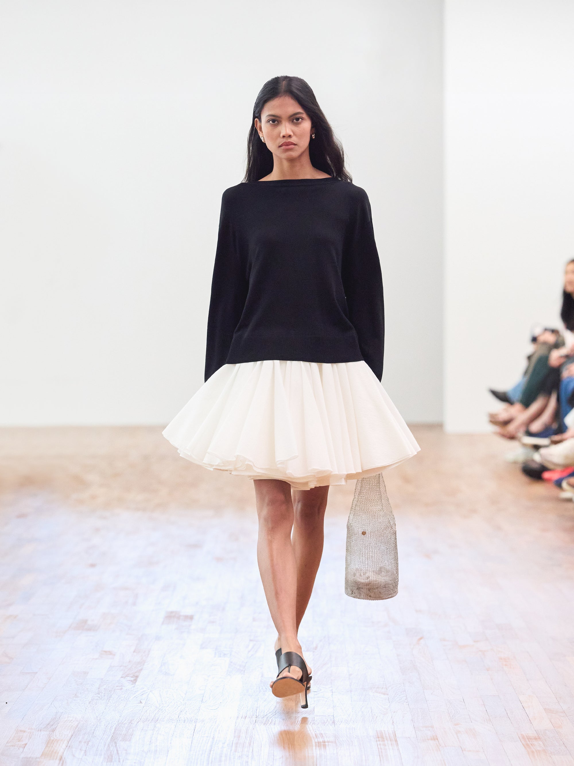 IGC_Runway_Look-43