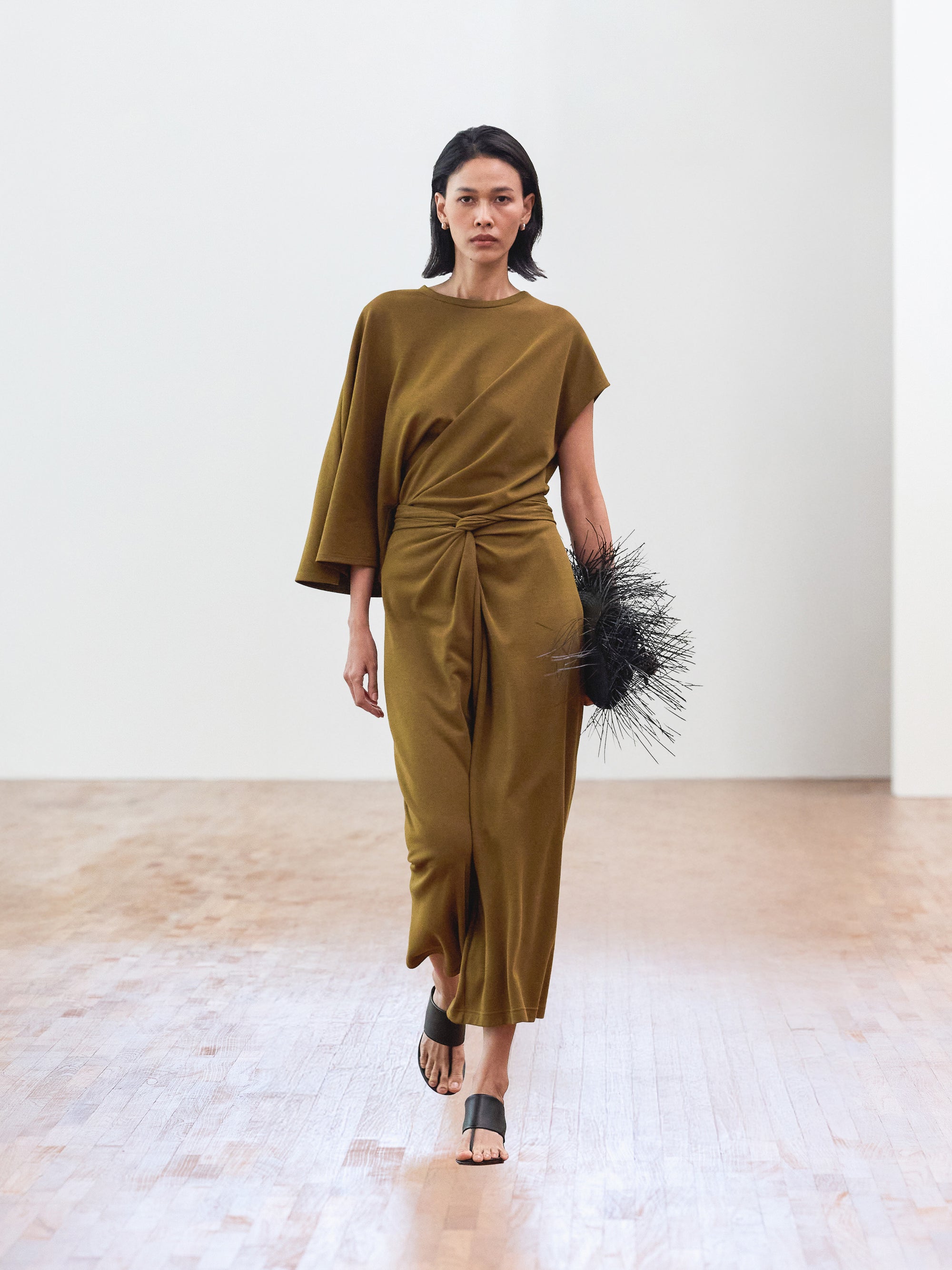 IGC_Runway_Look-5