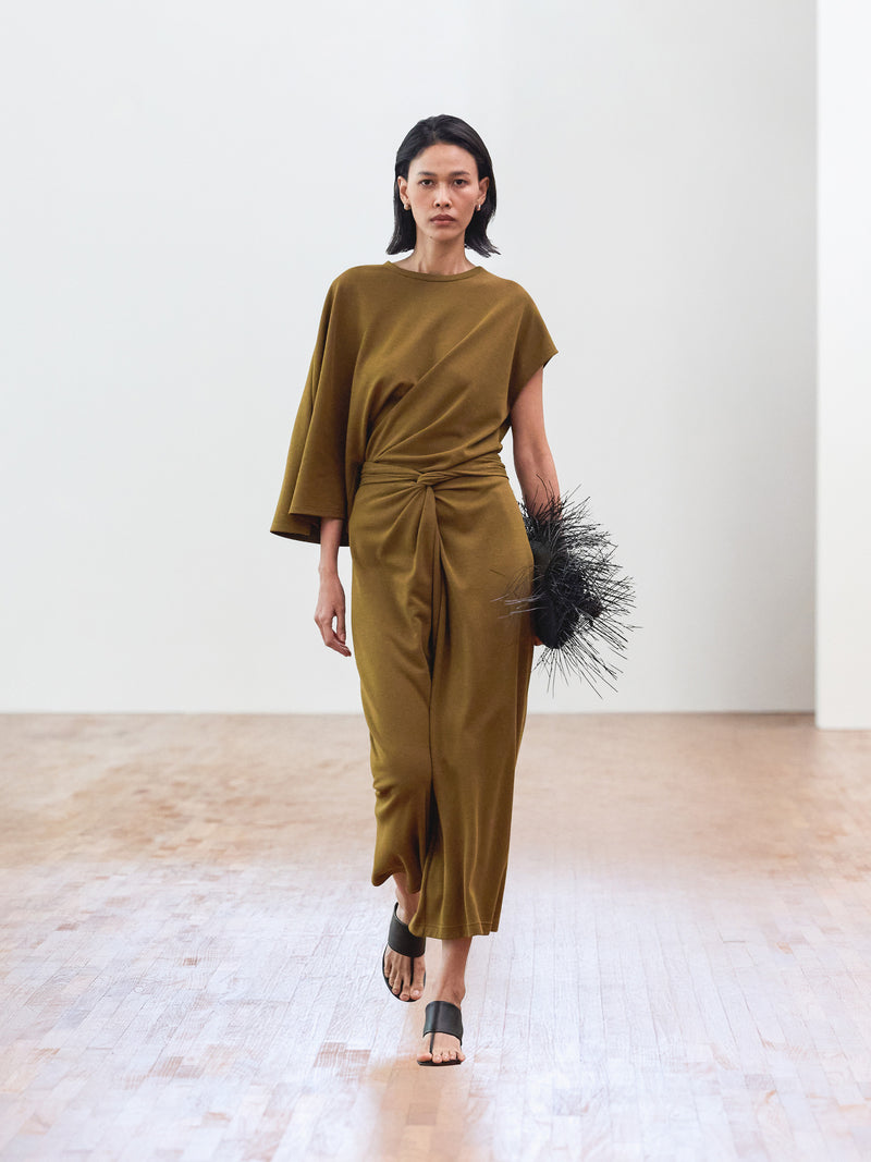 IGC_Runway_Look-5