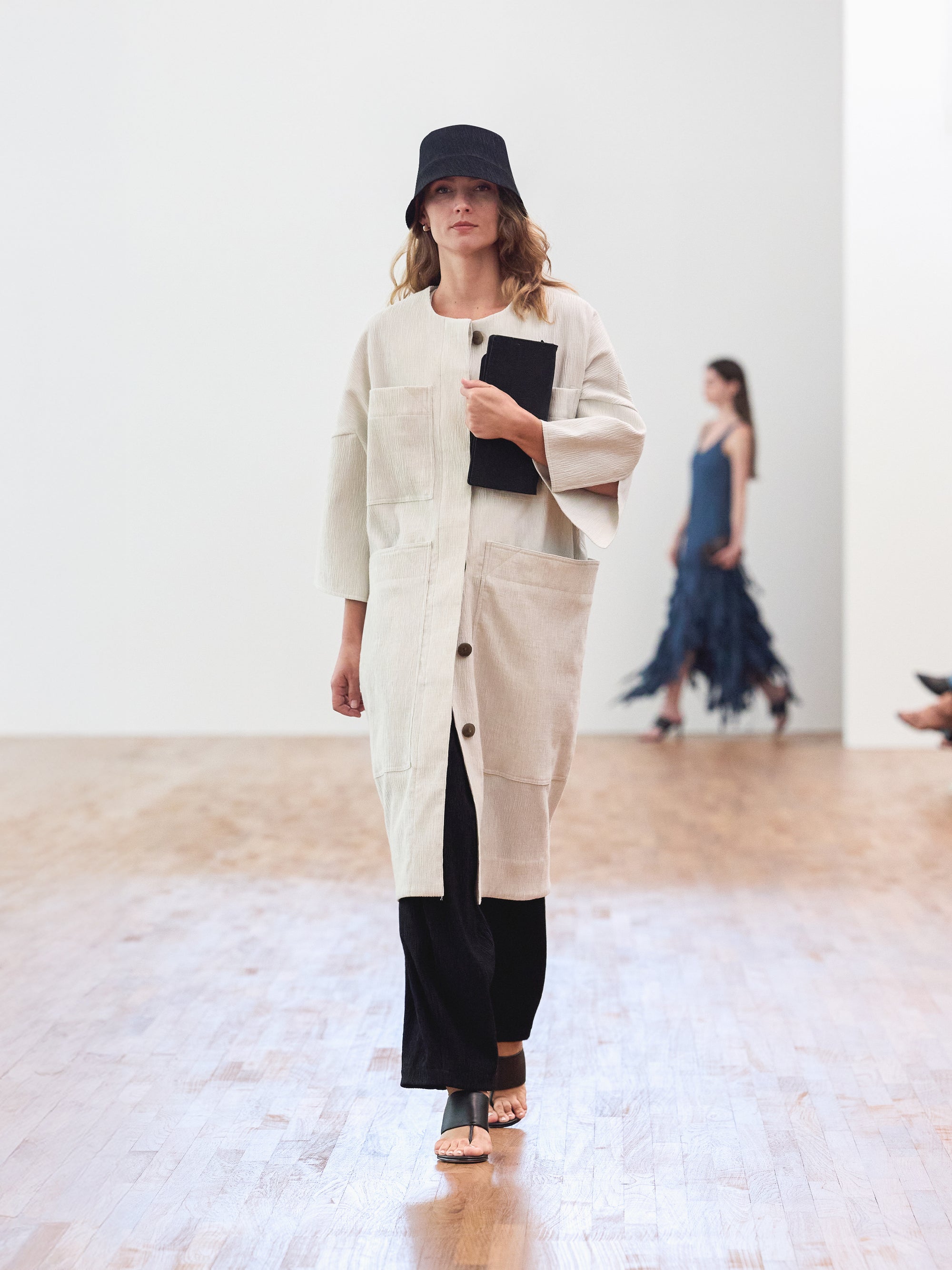 IGC_Runway_Look-58